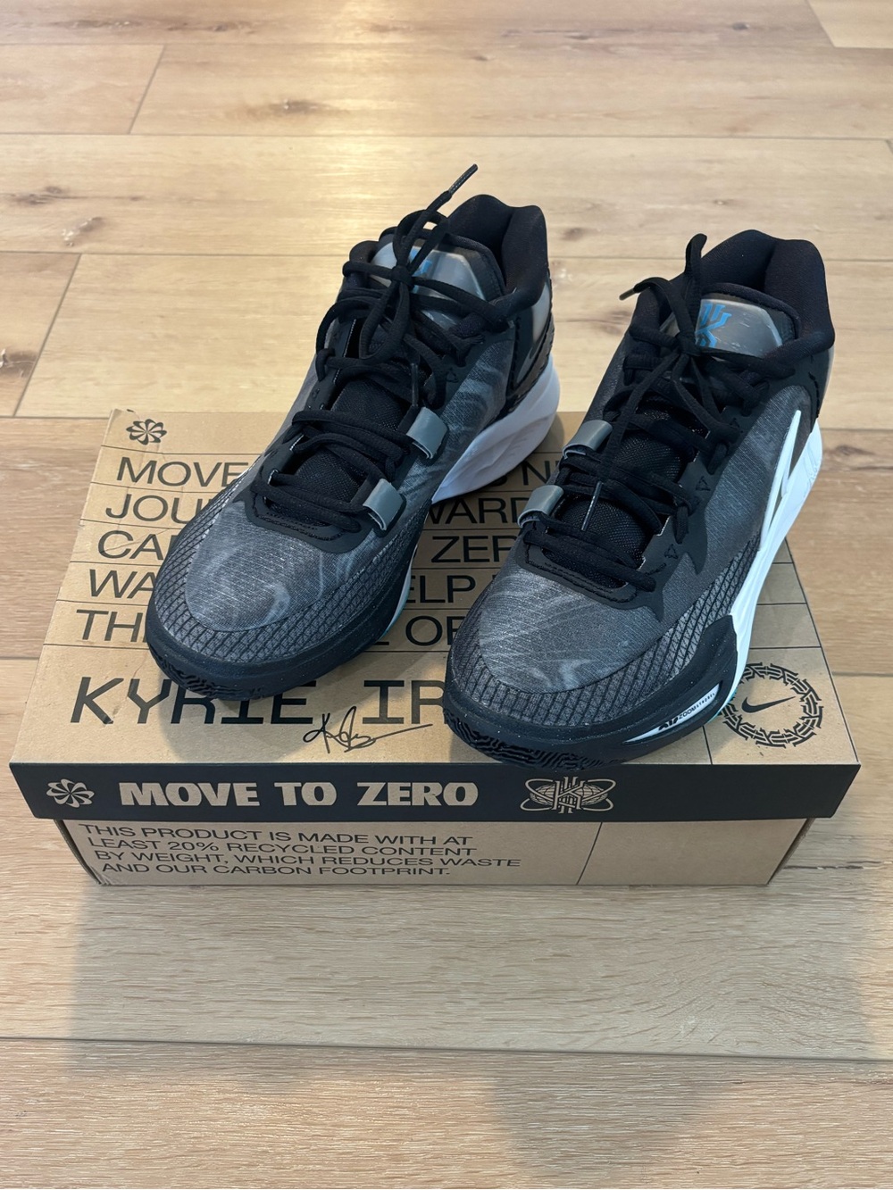 Nike Kyrie Irving Sneakers Size 9